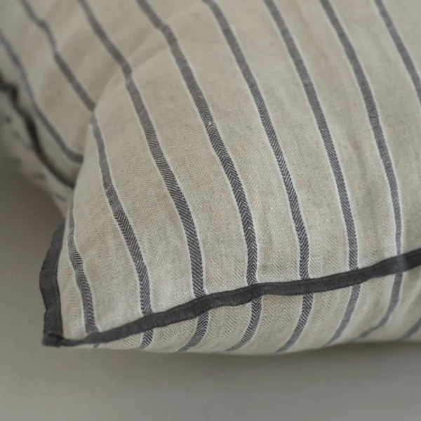 Marcel cushion cover 100% linen stripe detail 60x60 cm