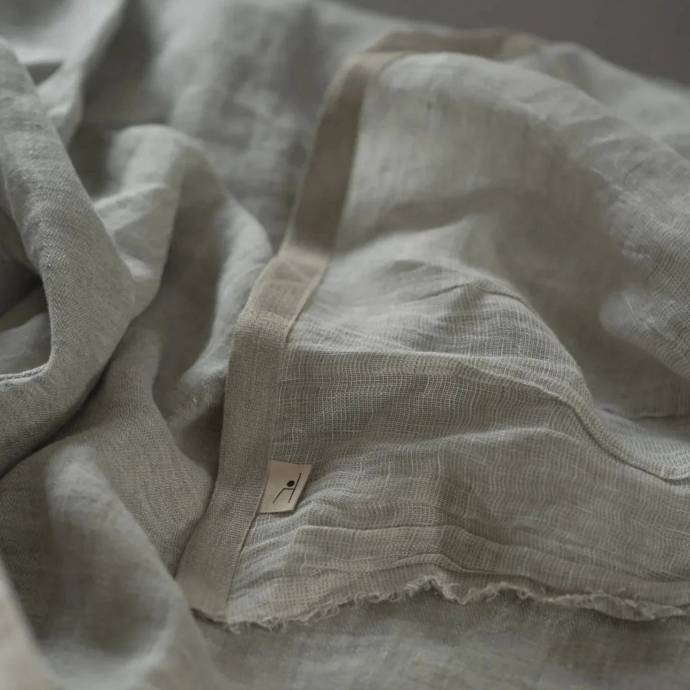 Linas linen throw detail texture natural 100% linen