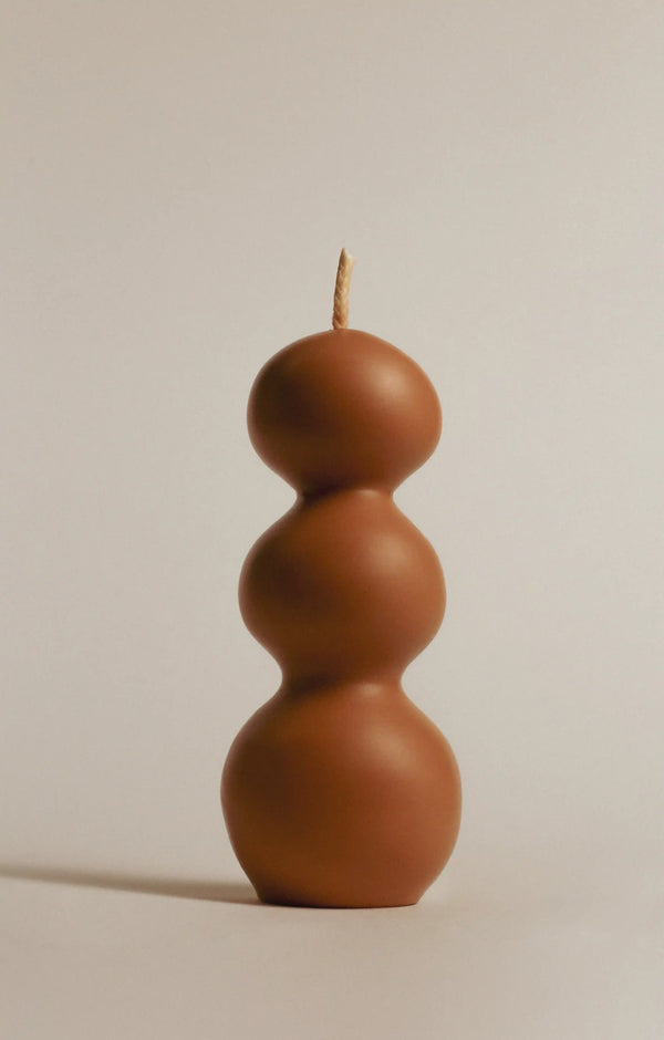 Scented handmade candle Cuerpos front